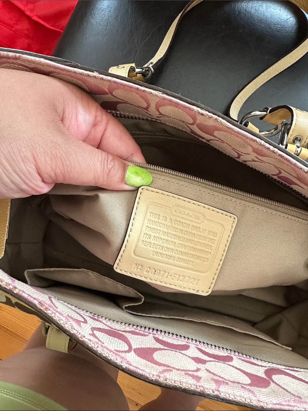 Coach Vintage Patchwork Shoulder Bag in Pink, Beige and Tan - Picture 8 of 11